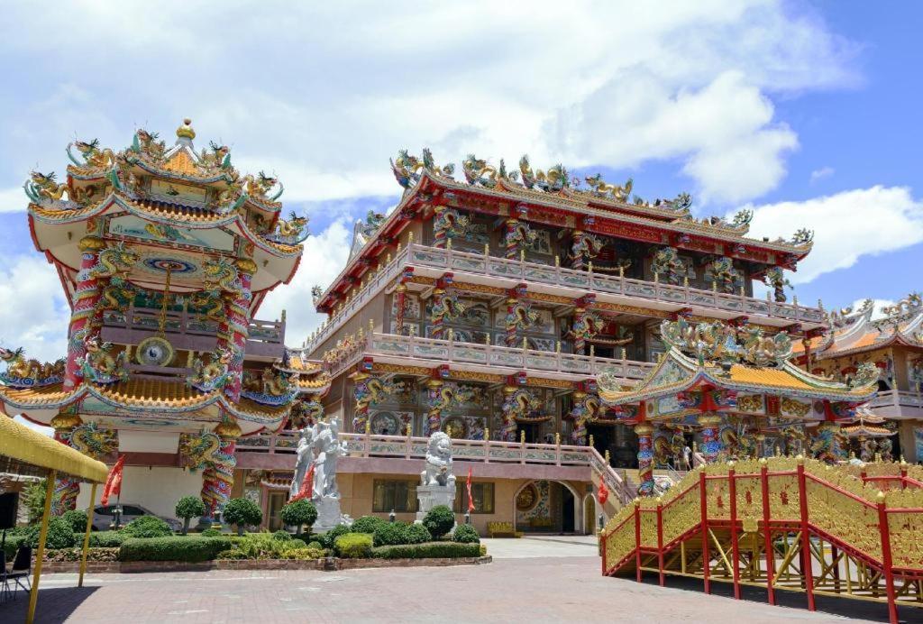 Deejai Hotel ศรีราชา ภายนอก รูปภาพ